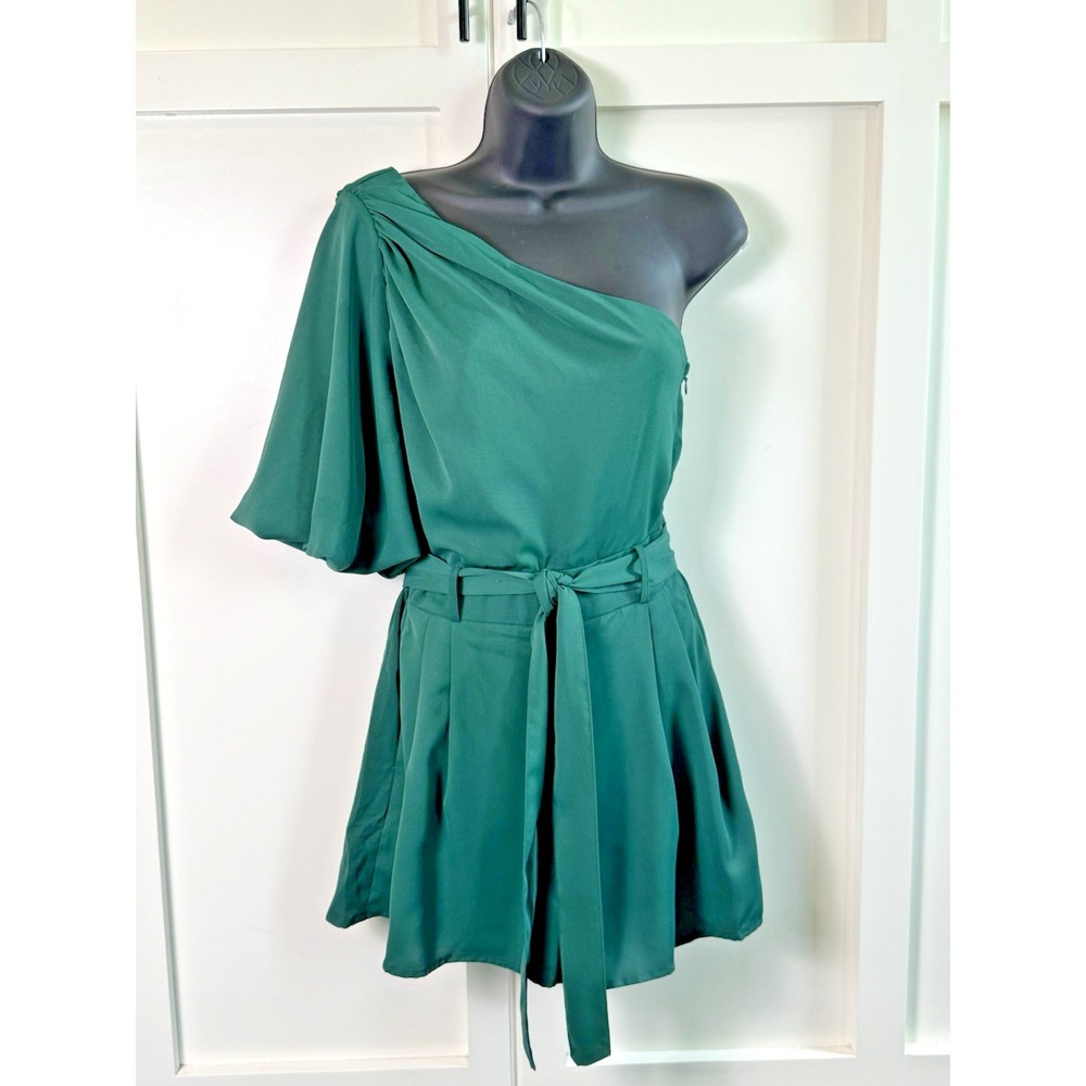 Entro One Shoulder Ruched Sleeve Belted Romper Emerald Green Size S